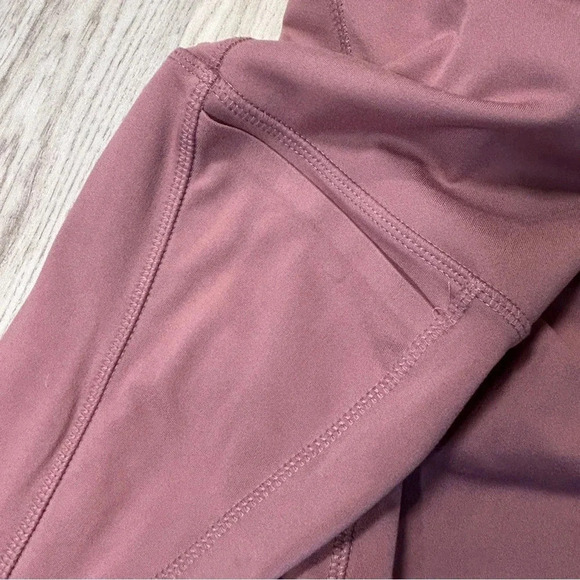 Women’s Danskin Double Side Pocket Performance Leggings / Mauve / Size Small - Picture 5 of 5